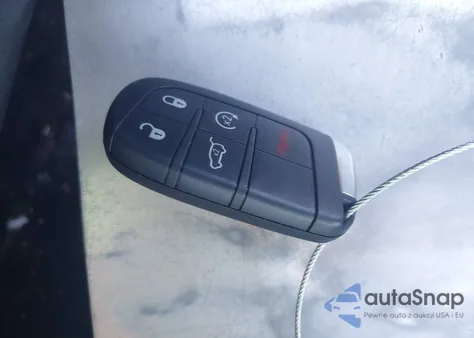 2015 Jeep Grand Cherokee Limited z USA, uszkodzony, nr VIN 1C4RJFBG7FC165942